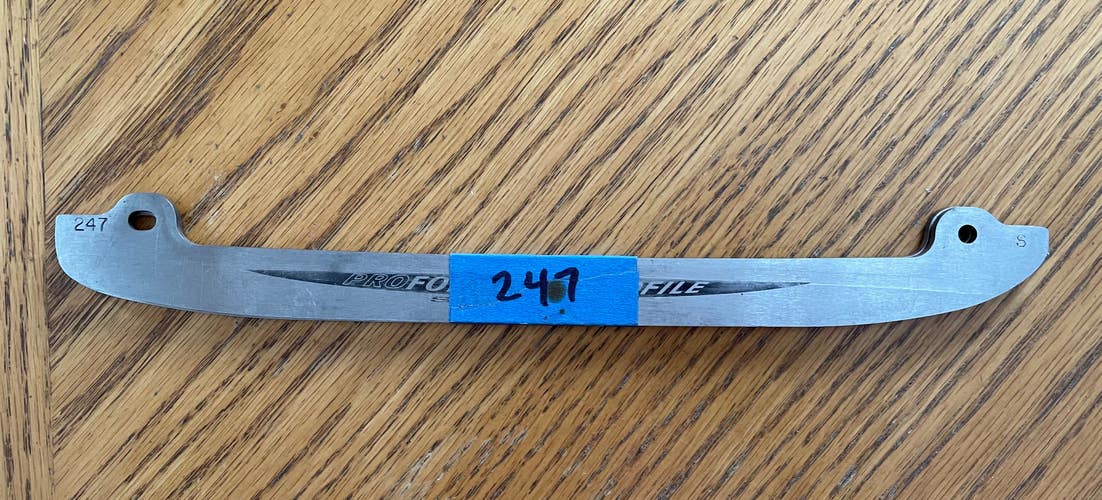 NEW CCM PROFORMANCE STAINLESS STEEL RUNNERS - SENIOR- 247 mm