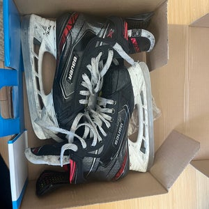 Bauer Regular Width Size 5 Vapor 2X Hockey Skates