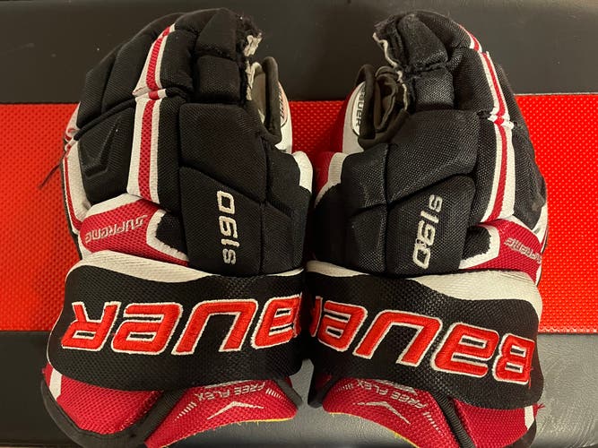 Bauer 12"  Supreme s190 Gloves