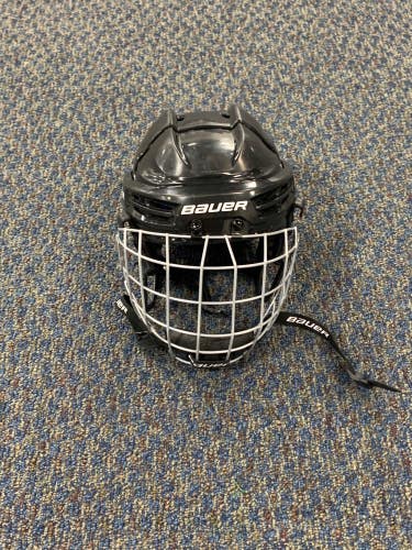 Used Bauer Prodigy Helmet (6 - 6 5/8)