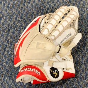 Used Vaughn Velocity V5 Regular Goalie Glove