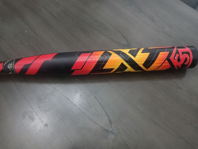 Used 2022 Louisville Slugger Composite LXT Bat (-8) 25 oz 33"