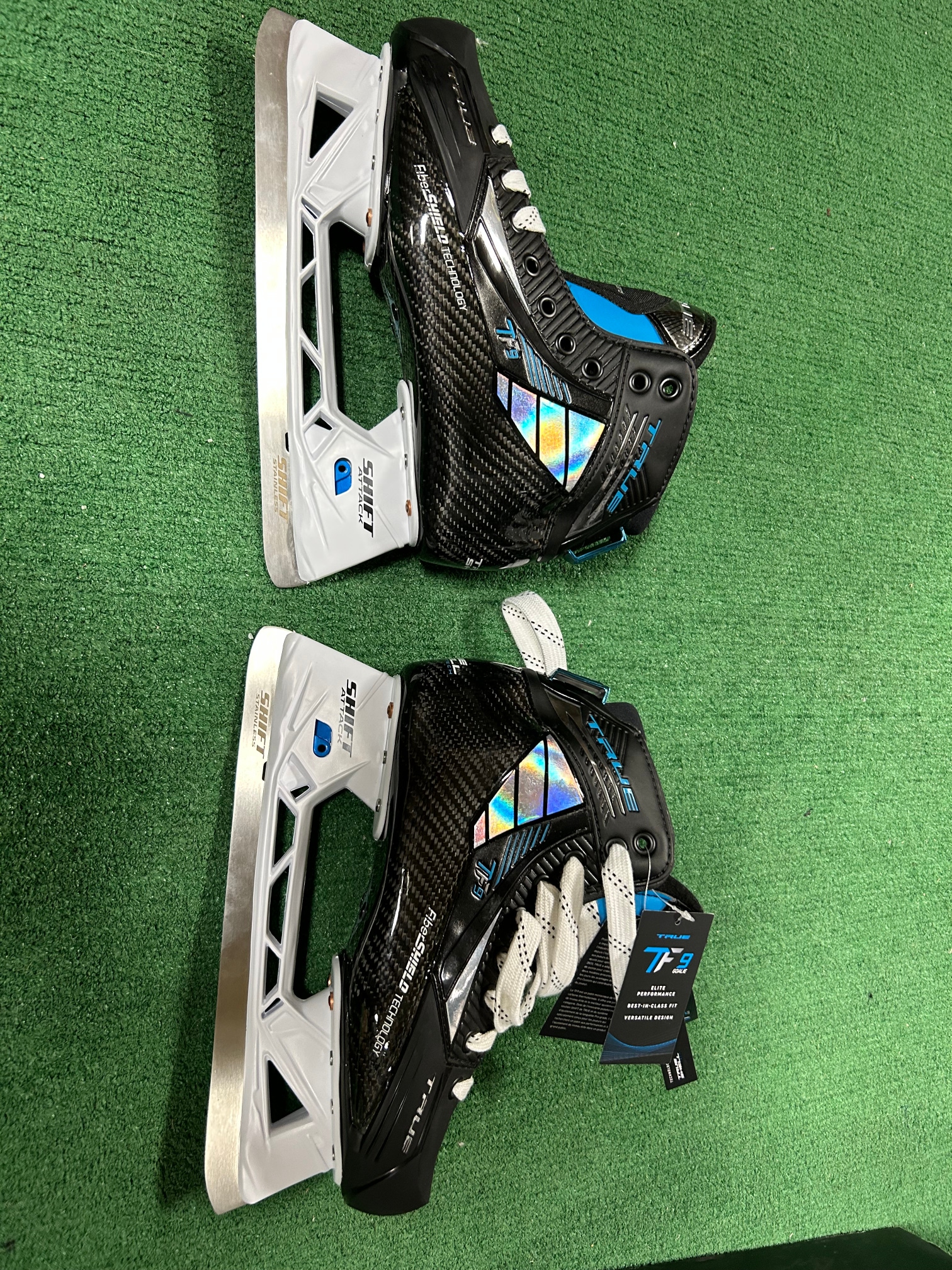 Senior New True TF9 Hockey Skates Regular Width Size 7