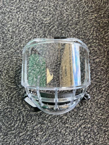 Used Senior Bauer Concept 3 Full Shield