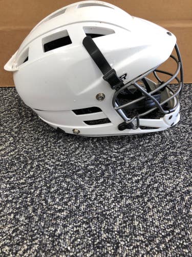 Used Cascade CS-R Youth Helmet