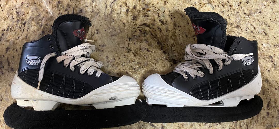 Used CCM Regular Width Size 9 Tacks Hockey Goalie Skates