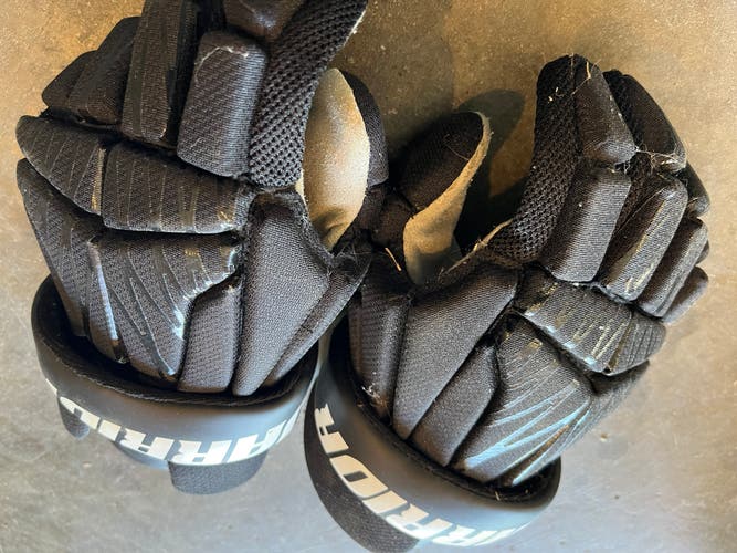 Used Warrior Small Burn Next Lacrosse Gloves