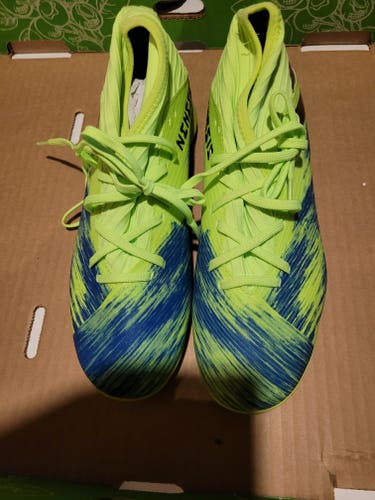 Green New Unisex Size 7.0 (Women's 8.0) Adidas Cleats