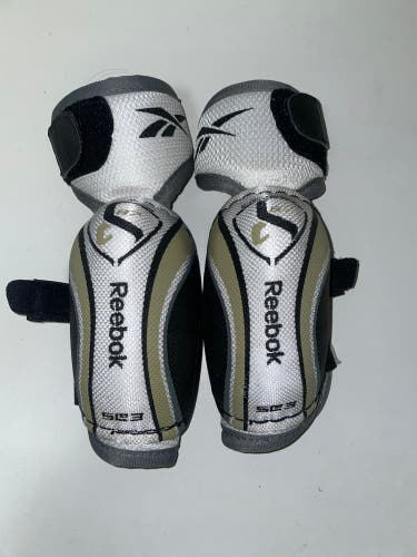 Reebok sc87 Jr S\M Elbow Pads, Used