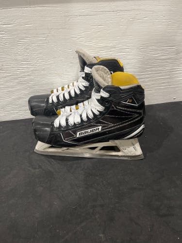 Senior Bauer Regular Width  Size 9.5 Supreme 1S Hockey Goalie Skates