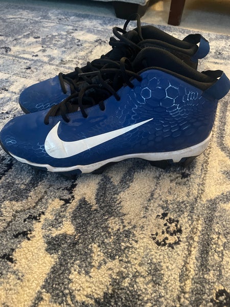 Trout Baseball Cleats