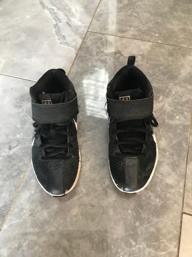 Mike Trout turf cleats 3Y