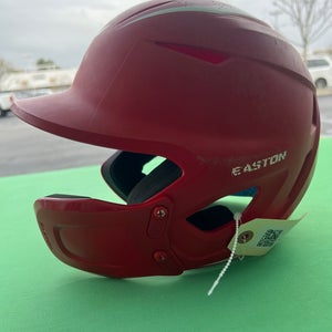 6 1/2 - 7 1/8 Easton Batting Helmet