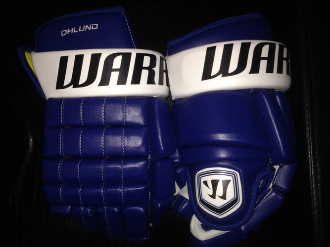 New Warrior Franchise Gloves 14.5" Pro Stock Mattias Ohlund Tampa Bay Lightning MIC