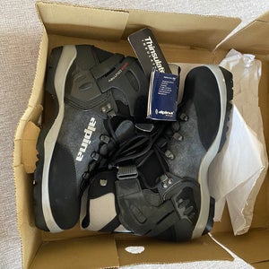 Size 10 New Alpina Cross Country Ski Boots