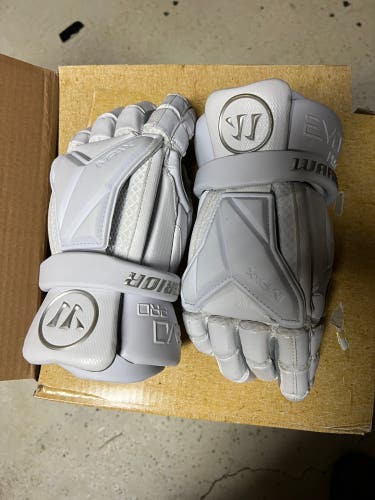 Warrior Evo Pro lacrosse gloves Size Large