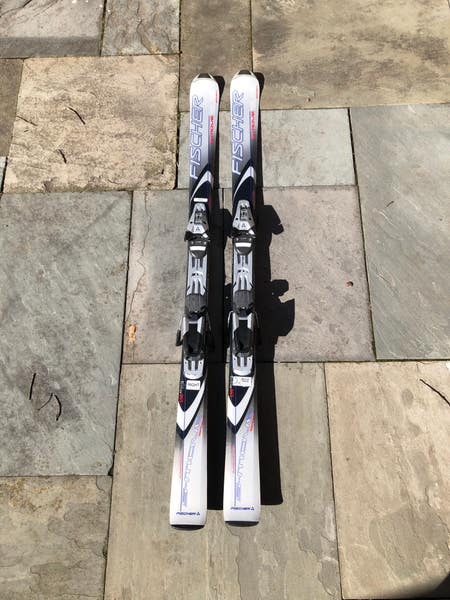 Used 150cm Fischer S-Move 2.2 Sport Skis with Bindings