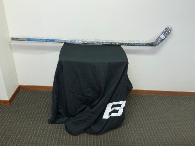 NEW LEFT Handed Bauer Nexus 2900 Hockey Stick P28 87 FLEX