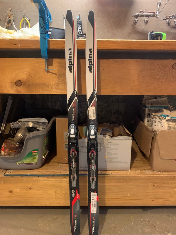 Youth Cross Country Ski Set, size 110 skiis