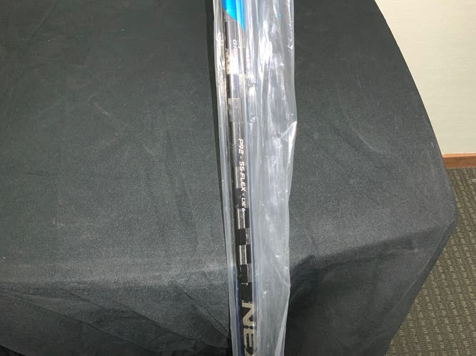 NEW JUNIOR  New Right Handed Bauer Nexus 2N PRO Hockey Stick P92 55 FLEX
