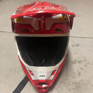 Fox V1 Motocross Helmet (L)