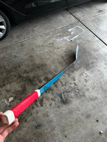 Senior Left Hand P92  Nexus 2N Pro Hockey Stick