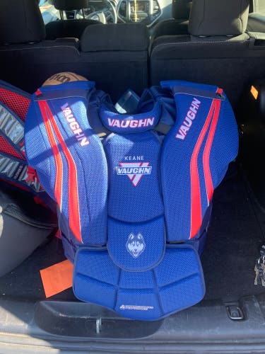 New Large Vaughn Pro Stock Ventus SLR Goalie Chest Protector