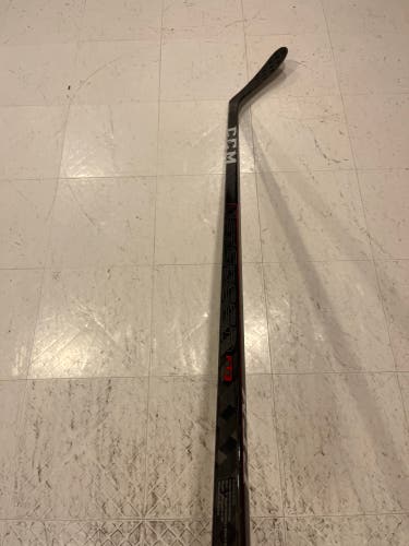 Used Right Handed P28 Jetspeed FT3 Hockey Stick