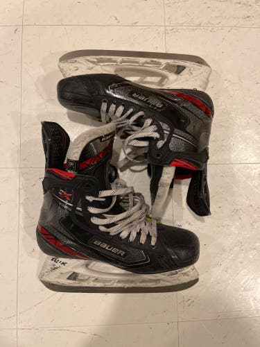 Used Bauer Regular Width Size 8.5 Vapor 2X Hockey Skates