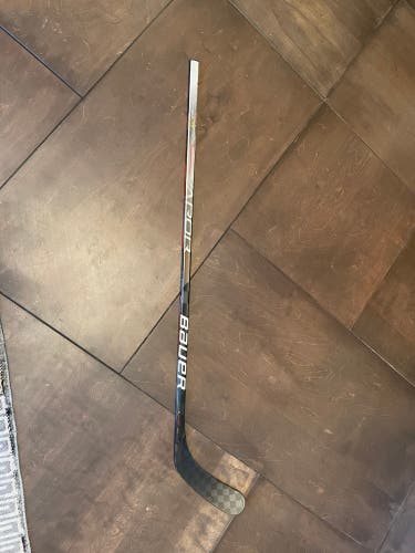 Bauer Vapor Hyperlite Stick Left Handed 50 Flex