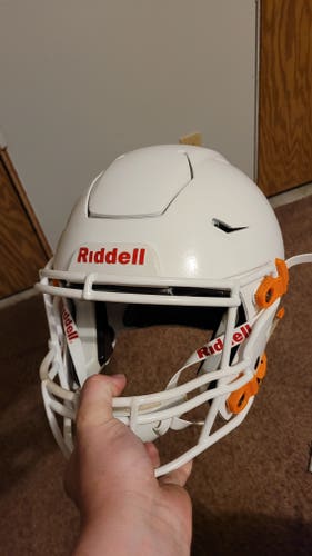 Adult Used Large Riddell SpeedFlex Helmet