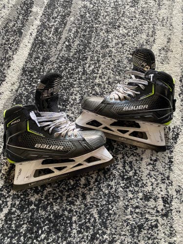 Bauer Pro Skates Size 7.5 Fit 2