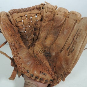 Vintage Women's Shoeless Jane 1300 Softball Glove Brown Genuine Leather RHT