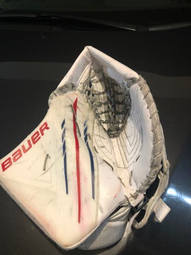 Pro Stock Bauer Hyperlite NHL AHL goalie glove