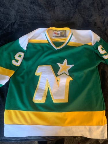 Mike Modano Minnesota North Stars Jersey