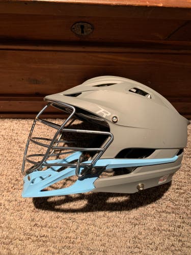 Player's Cascade R Helmet