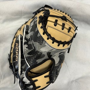 New Catcher's 33" A2000 Wilson 2022 October Glove Of The month