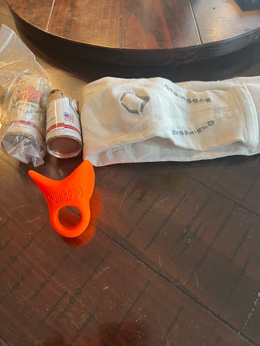 Evoshield arm sleeve, Pine Tar, Thumb Pro