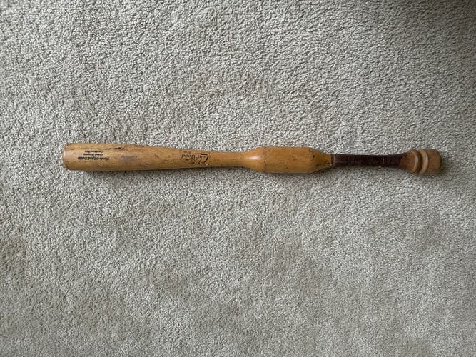 Wood   30" Camwood Bat