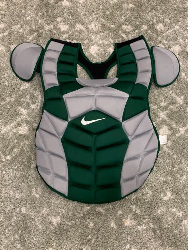 20” Nike vapor Catcher's Chest Protector
