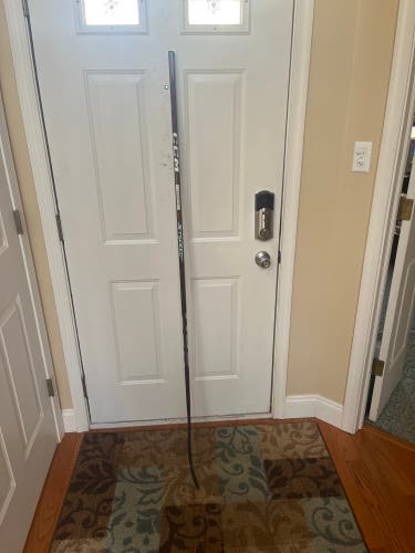 New Right Handed P29 JetSpeed FT5 Pro Hockey Stick