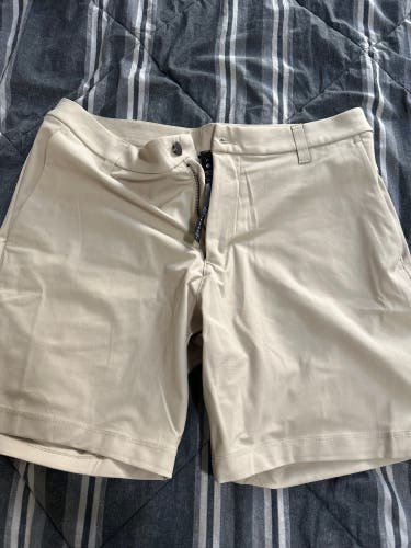 Lululemon Commission Shorts Size 33 7inch Trench