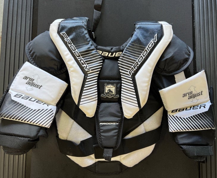 Used Youth Large Bauer Prodigy Goalie Chest Protector