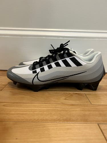 Size 9.5 Nike Vapor edge pro 360