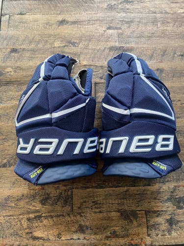 Used Bauer 12" Vapor Hyperlite Gloves
