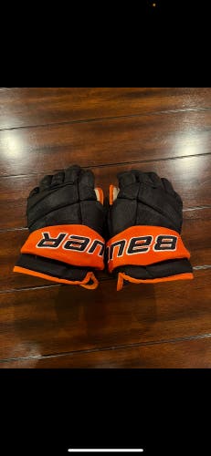Omaha Lancers USHL Bauer Vapor Pro Stock Gloves