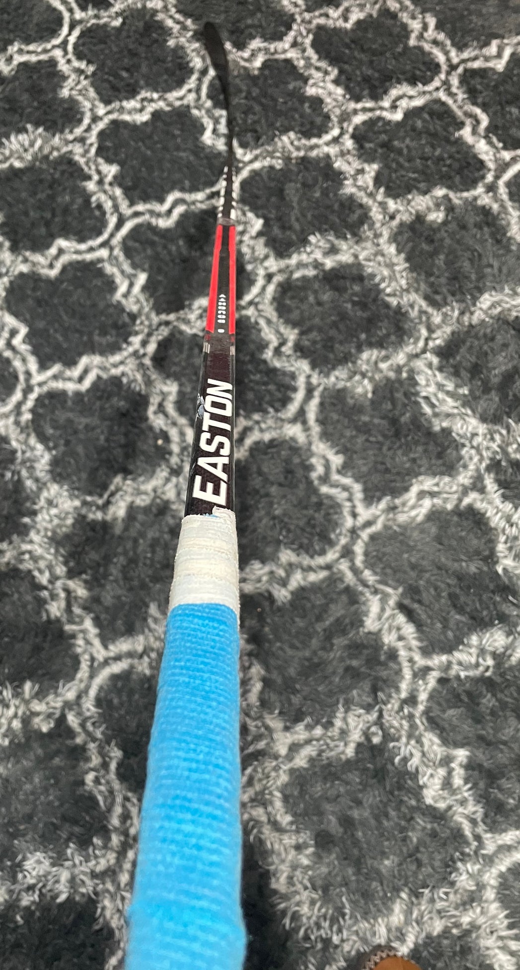 Easton Synergy GX GripTac composite stick