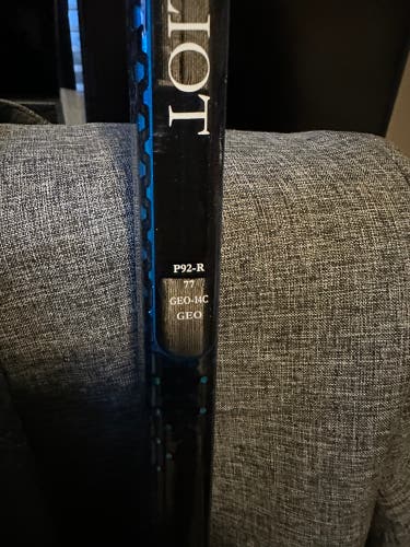 New Right Handed P92 Pro Stock Nexus Geo Hockey Stick