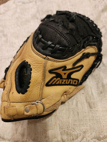 Mizuno Right Hand Throw Catcher's Power Close GXC 105 Prospect Baseball Glove 32.5" Game Ready