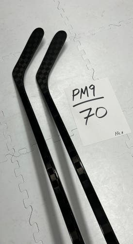 Senior(2x)Right PM9 70 Flex PROBLACKSTOCK Pro Stock Nexus 2N Pro Hockey Stick